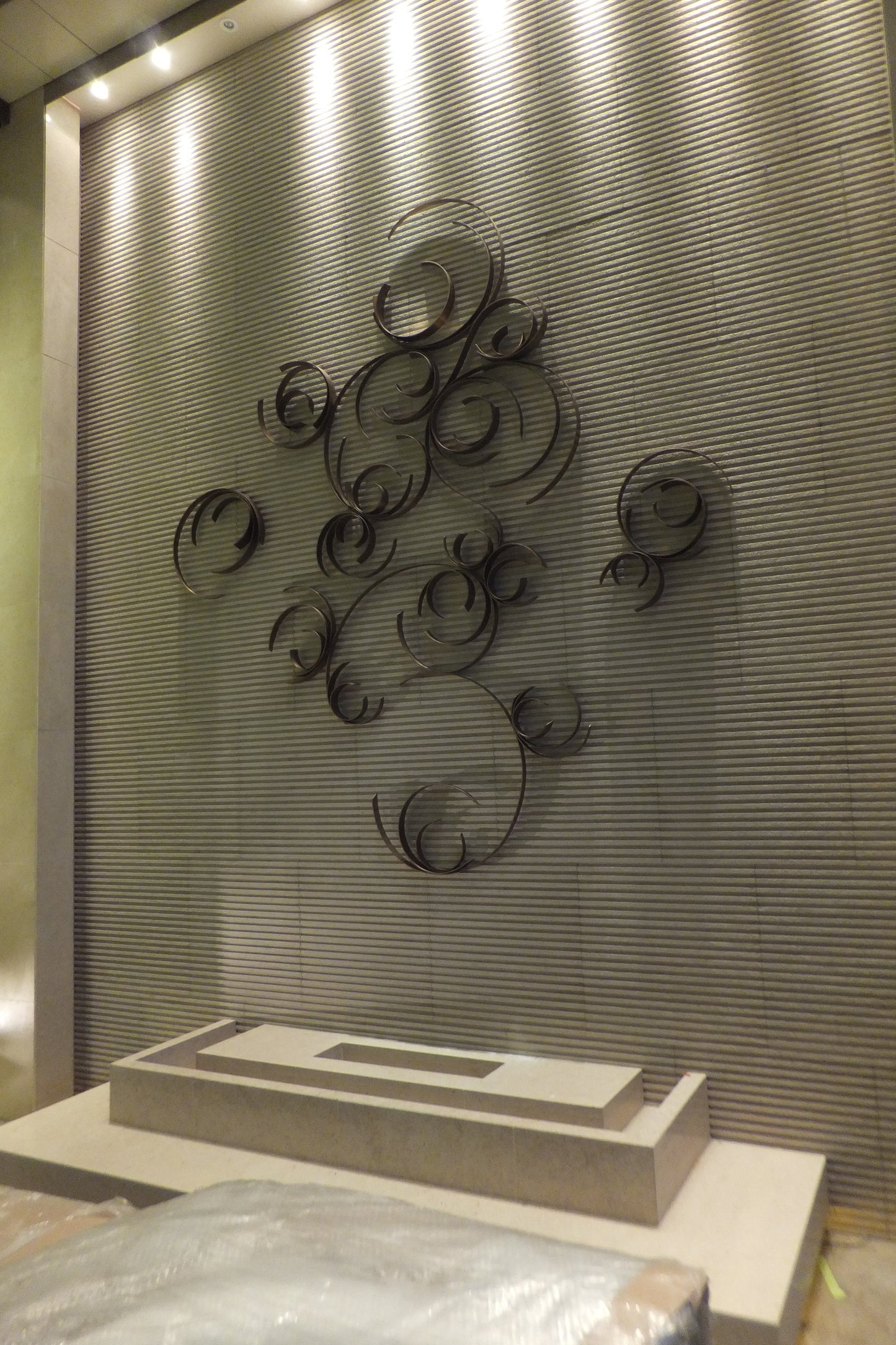 Wall Sculpture DC8410