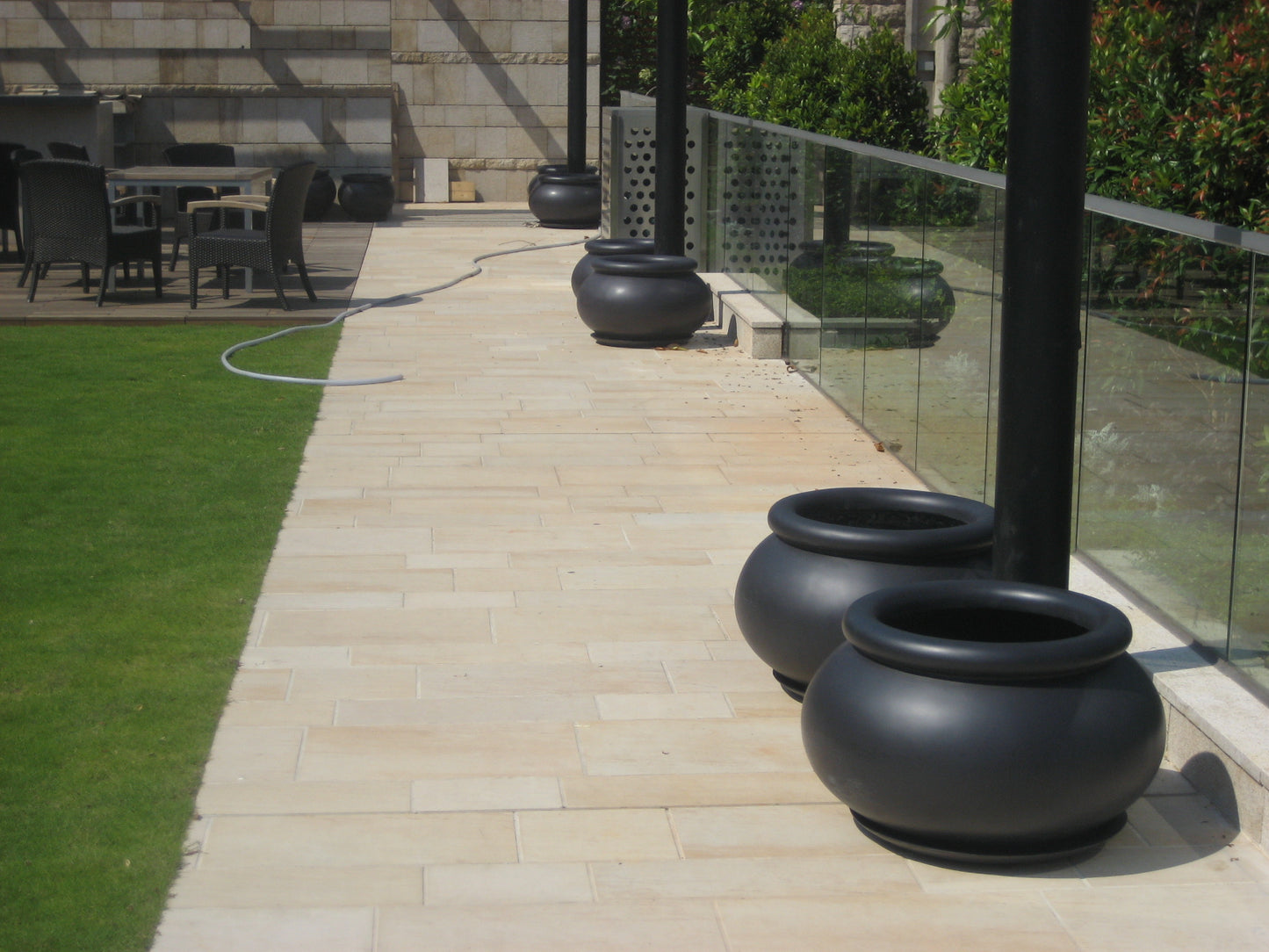 Planter pot 08