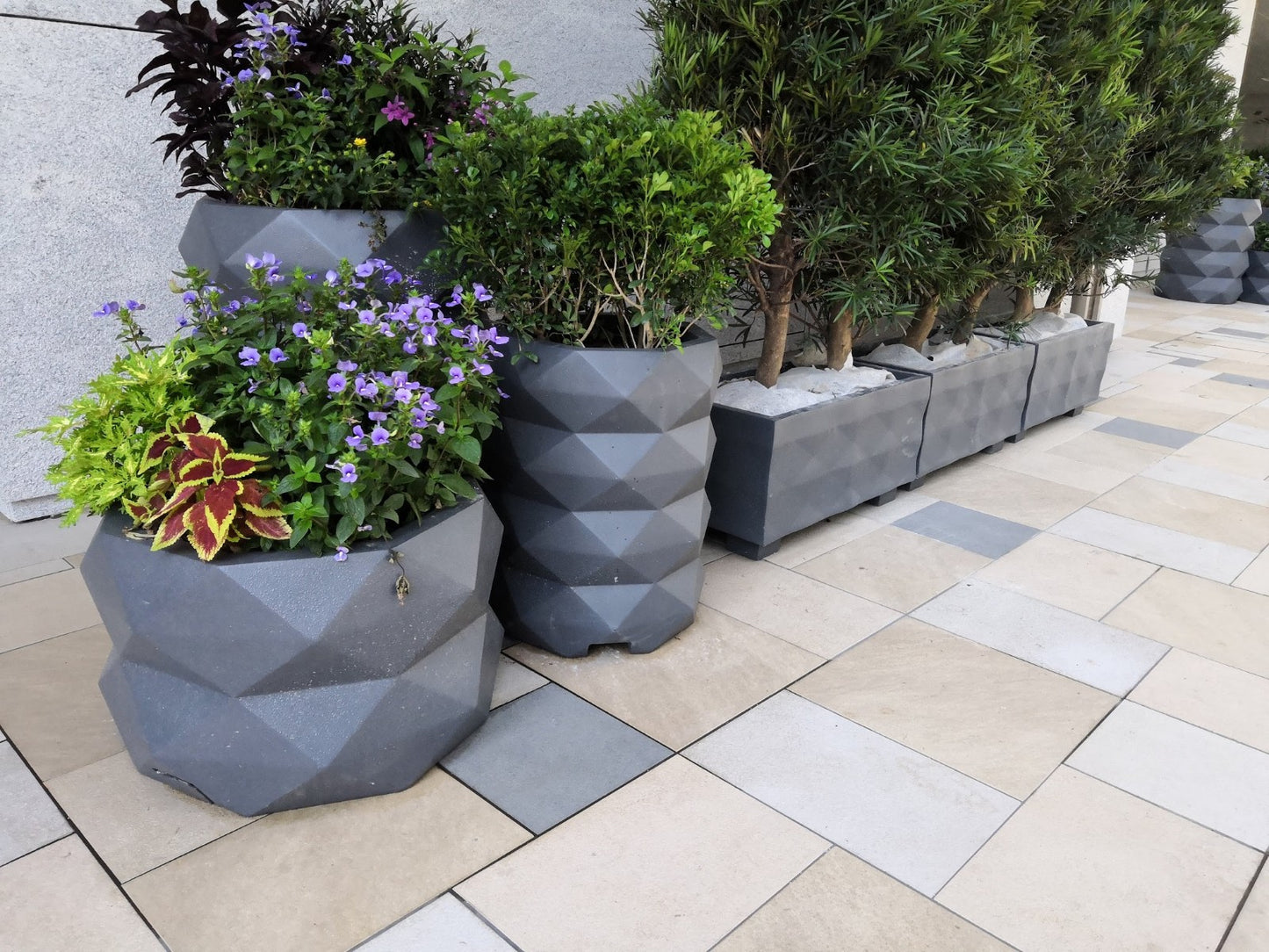polygon plant pot Polygon Planter pot – HKLL Sculpture